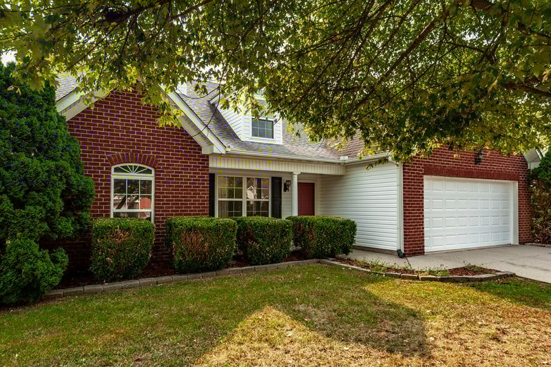 2112 Loudenslager Dr, Thompsons Station, TN 37179