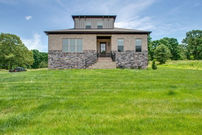 966 Hunters Ln, Springfield, TN 37172