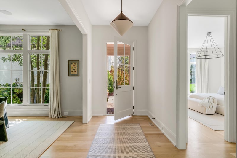 956 Battery Ln, Nashville, TN 37220