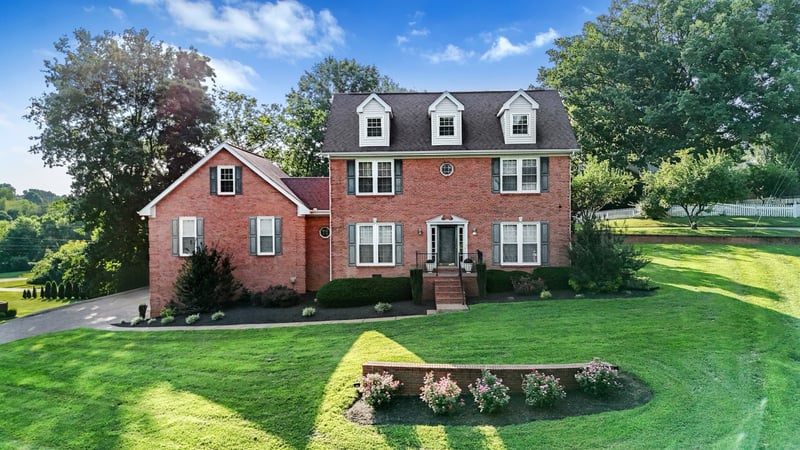 1903 Palmer Dr, Springfield, TN 37172