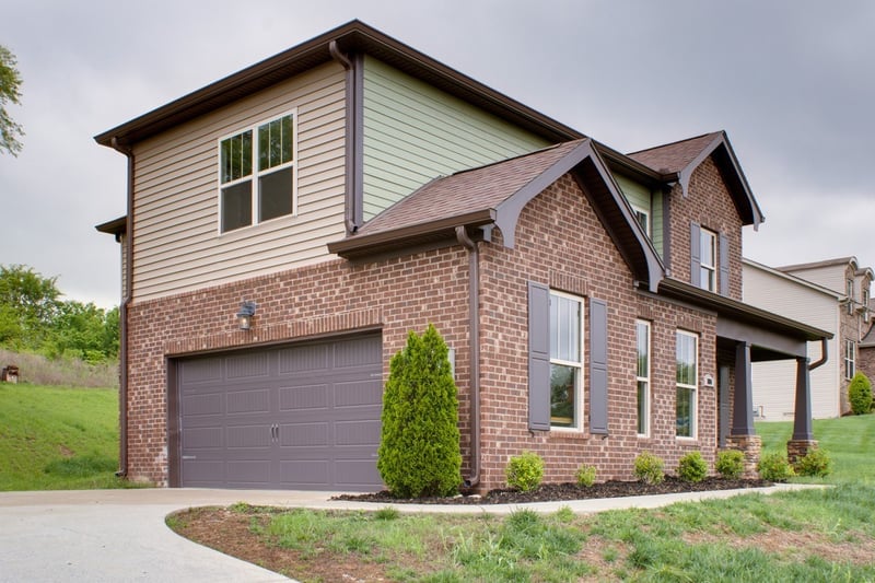 950 Hunters Ln, Springfield, TN 37172