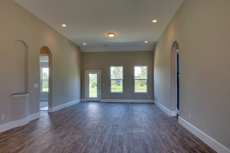 946 Hunters Ln, Springfield, TN 37172