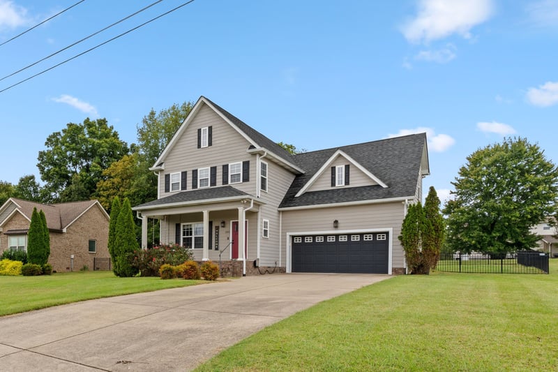 1161 Station Dr, Goodlettsville, TN 37072