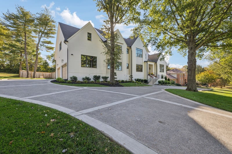 810 Steeplechase Dr, Brentwood, TN 37027