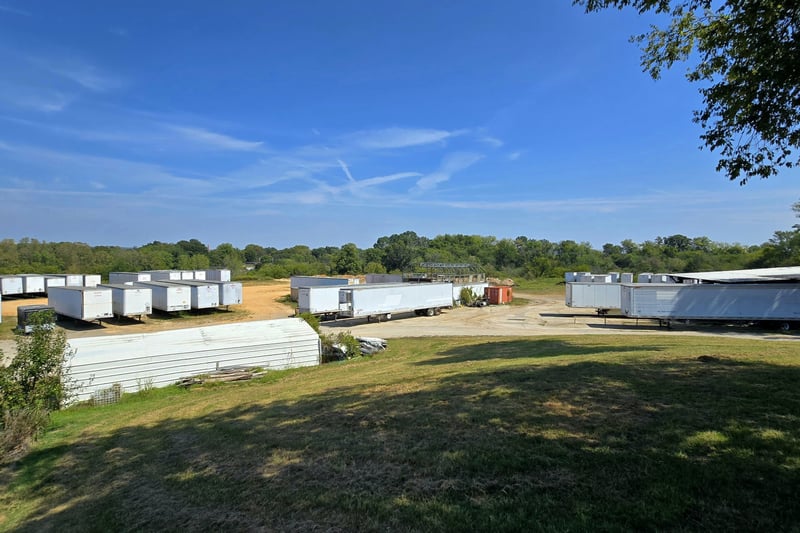 616 N James M Campbell Blvd, Columbia, TN 38401