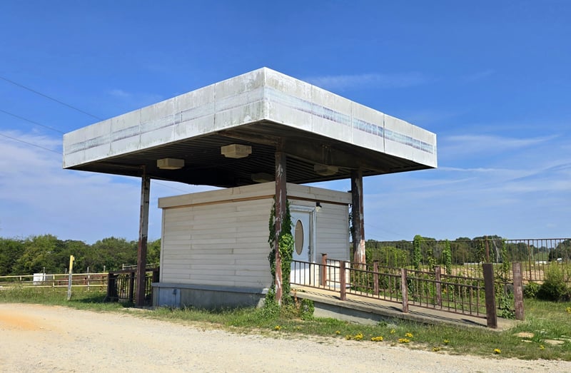 616 N James M Campbell Blvd, Columbia, TN 38401