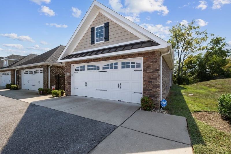 395 Devon Chase Hl #4104, Gallatin, TN 37066