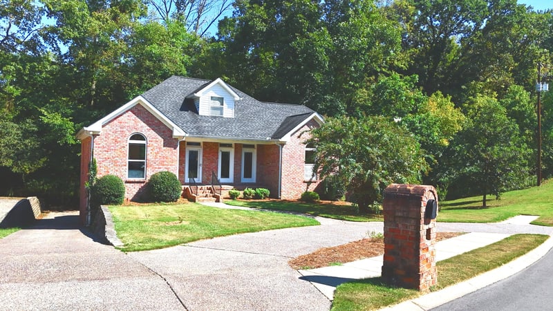 124 Country Hills Dr, Hendersonville, TN 37075