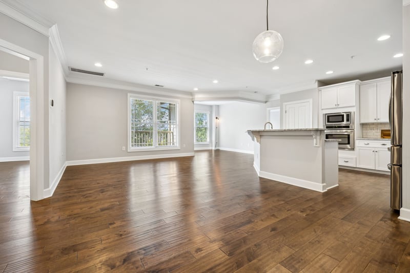 3102 West End Cir #403, Nashville, TN 37203