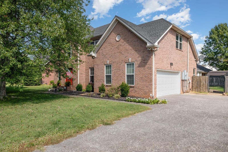 1823 Joben Dr, Murfreesboro, TN 37128