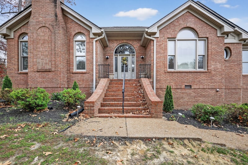 2006 Tamara Ct, Springfield, TN 37172