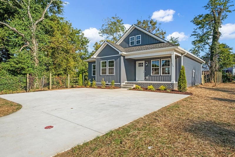 214 Ross Ave #120, Gallatin, TN 37066