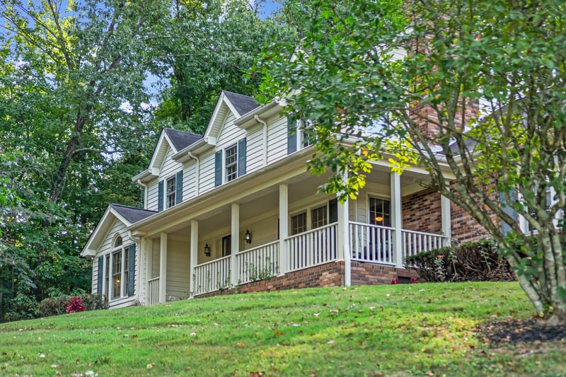 1861 Fox Chase Dr, Goodlettsville, TN 37072