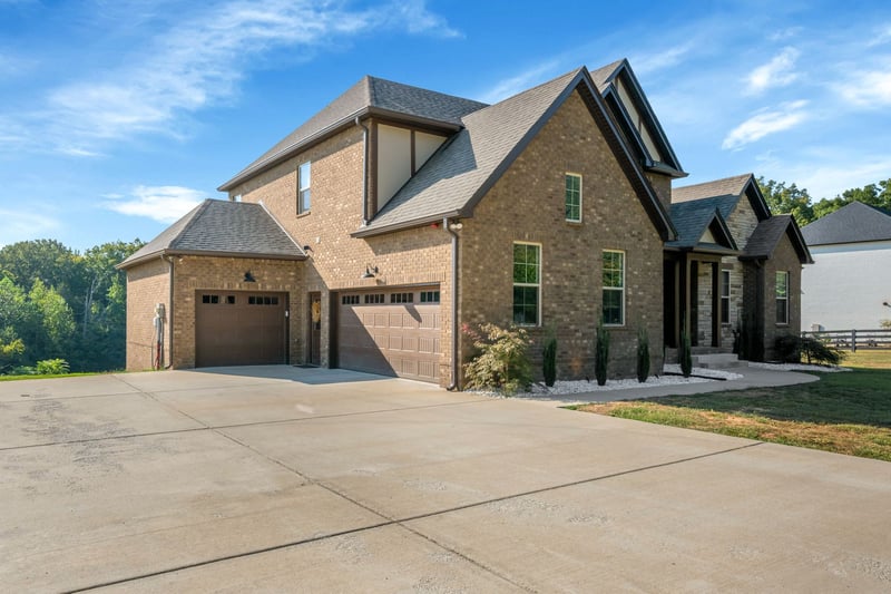 743 Mount Pleasant Rd, Kingston Springs, TN 37082