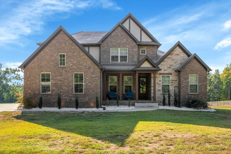 743 Mount Pleasant Rd, Kingston Springs, TN 37082