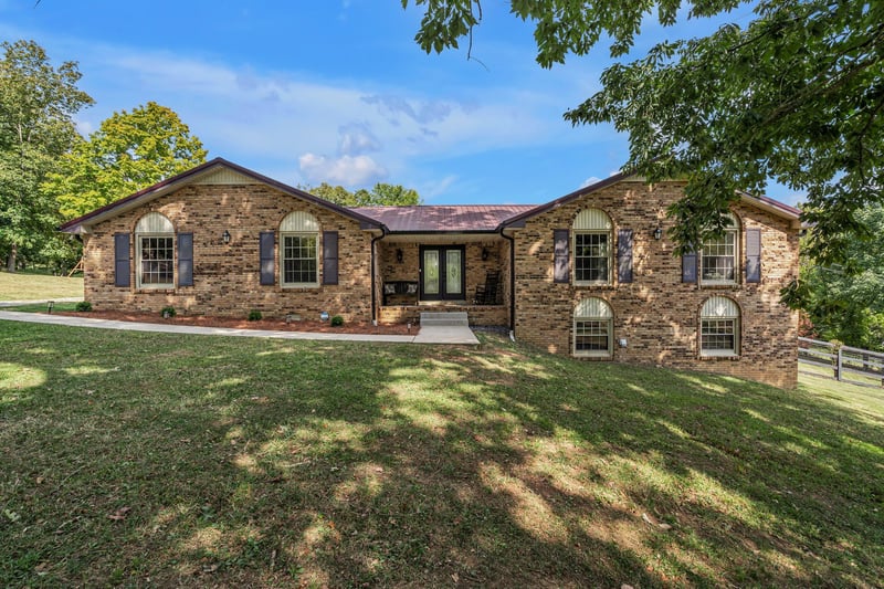 3250 Freeman Hollow Rd, Goodlettsville, TN 37072