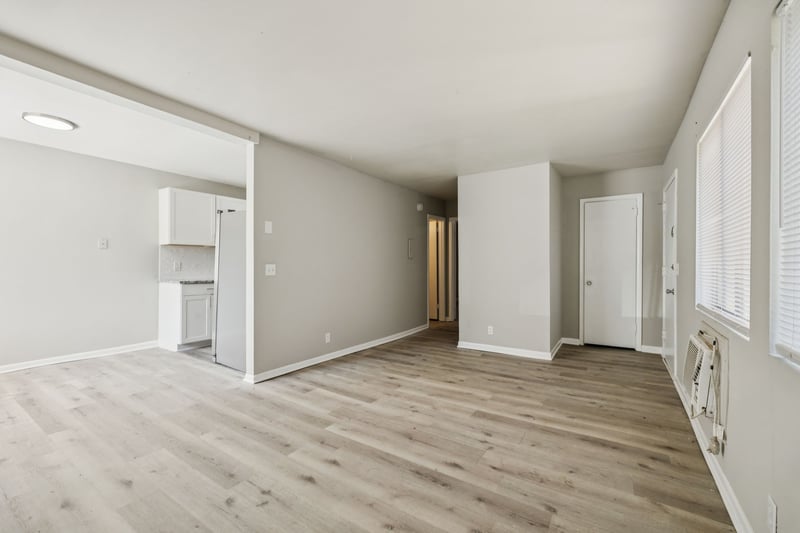 550 Harding Pl #D113, Nashville, TN 37211