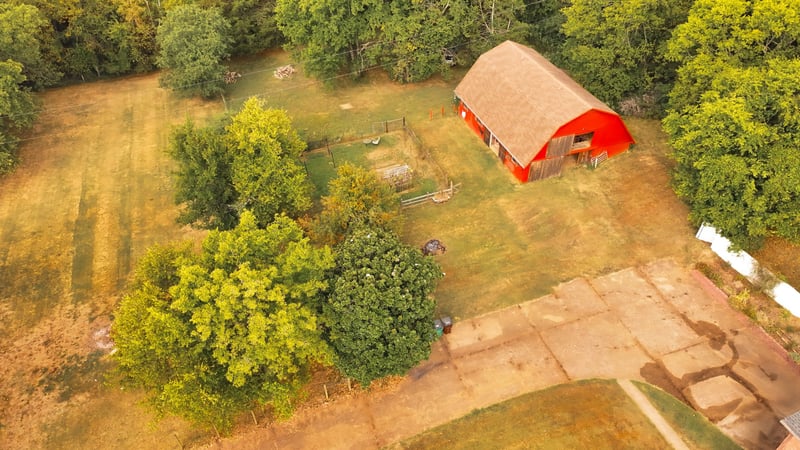 703 Brick Church Ln, Whites Creek, TN 37189