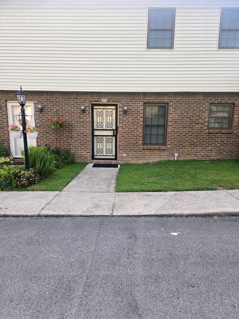 302 Plymouth Rock Ct, Madison, TN 37115