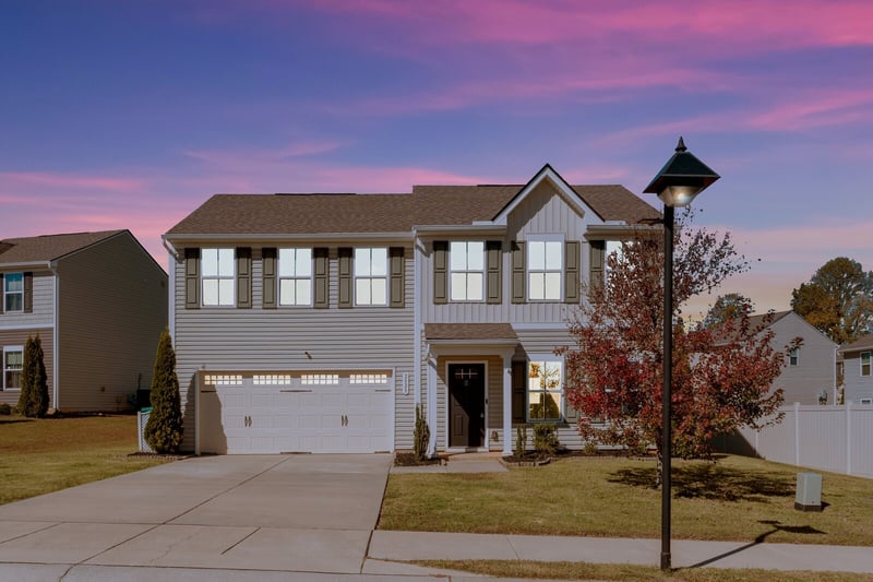 2023 Brokeshire Dr, White House, TN 37188