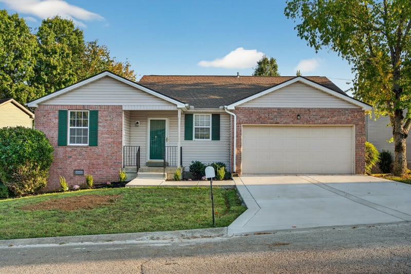 157 Bradford Cir, Hendersonville, TN 37075