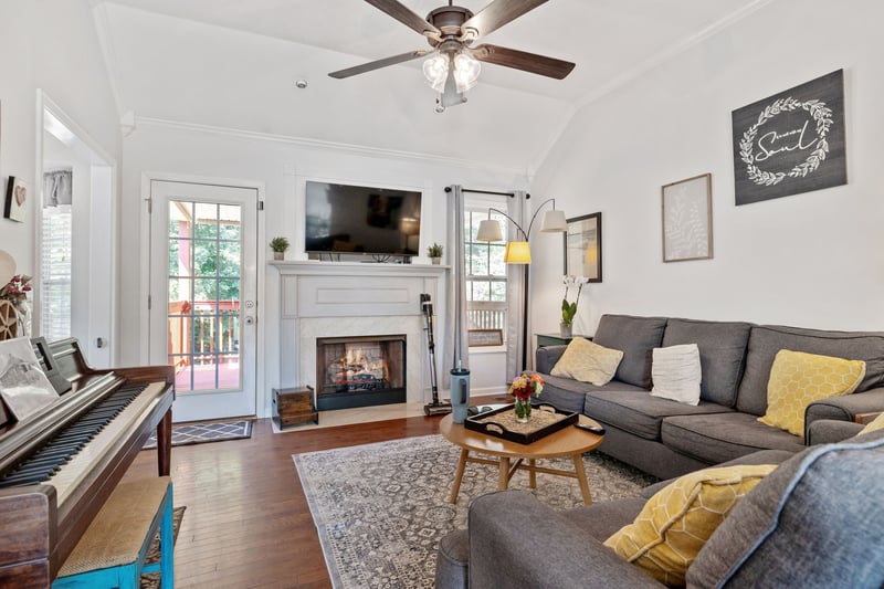 1436 Grassland Dr, Ashland City, TN 37015