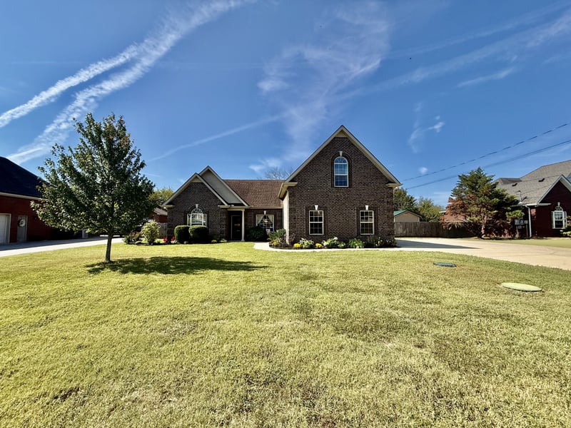 1013 Spring Creek Dr, Murfreesboro, TN 37129