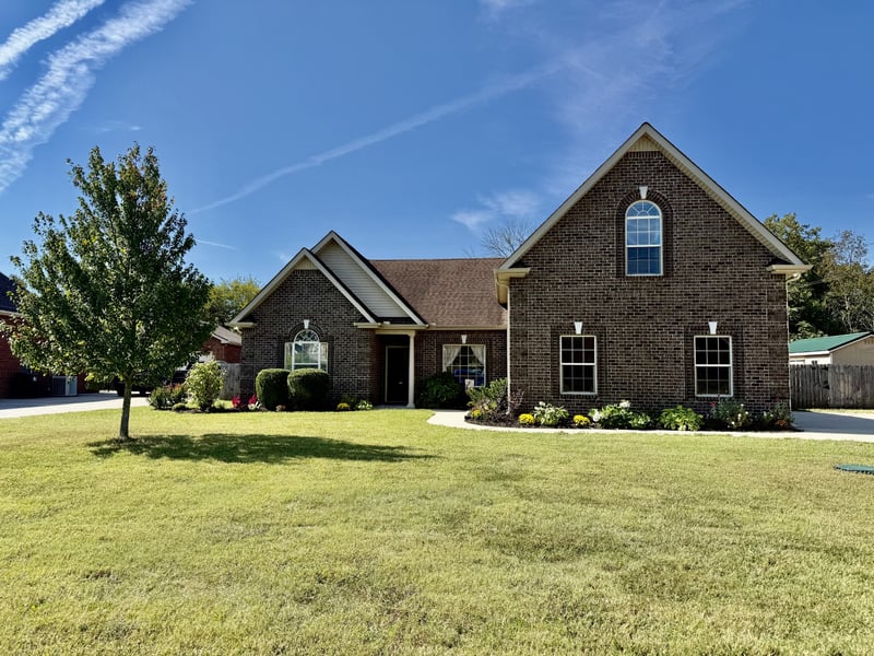 1013 Spring Creek Dr, Murfreesboro, TN 37129