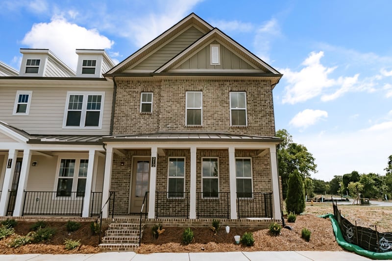 212 Nearwater Pl, Hendersonville, TN 37075