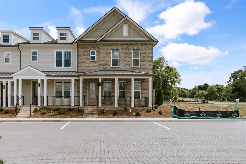 212 Nearwater Pl, Hendersonville, TN 37075