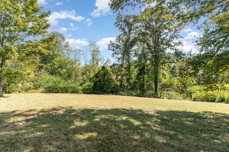1014 Dogwood Ln, Kingston Springs, TN 37082