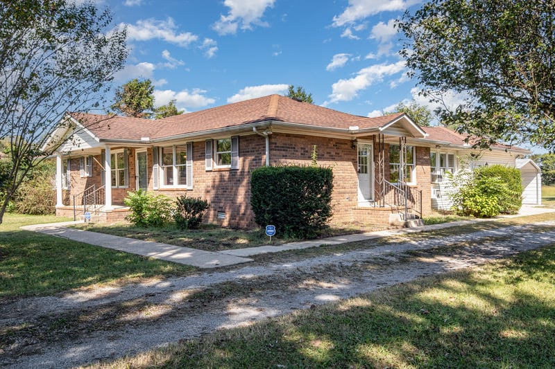 1040 Veterans Pkwy, Murfreesboro, TN 37128