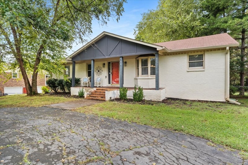 411 Campfire Dr, Murfreesboro, TN 37129