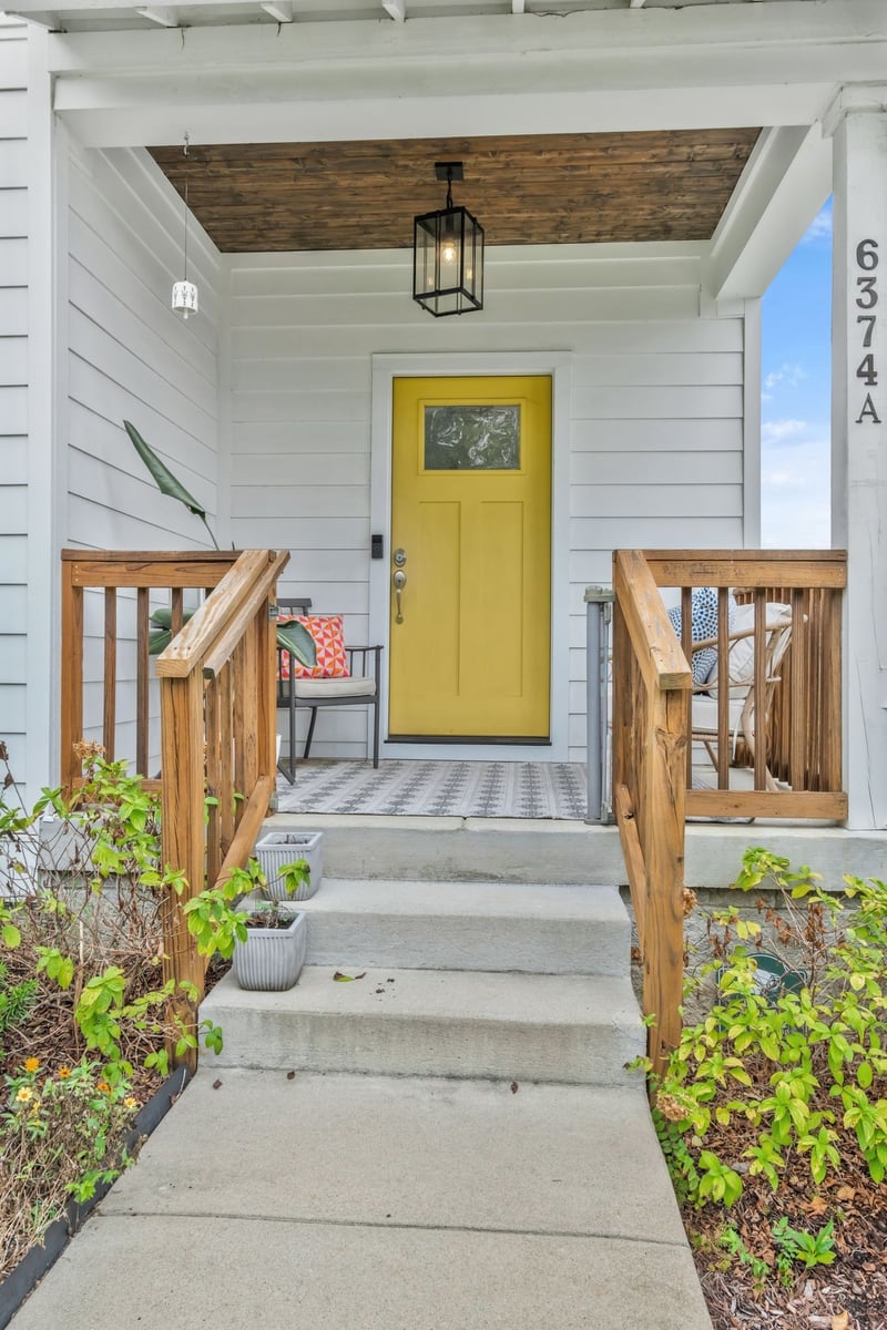 6374 Ivy St, Nashville, TN 37209