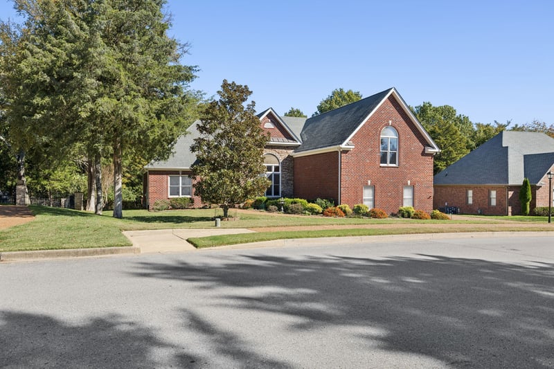 2236 Seven Points Cir, Hermitage, TN 37076