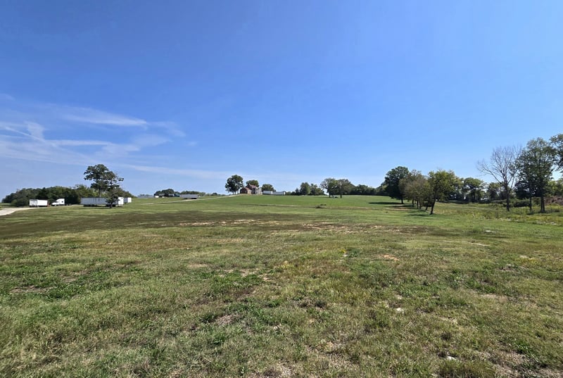 616 N James M Campbell Blvd, Columbia, TN 38401