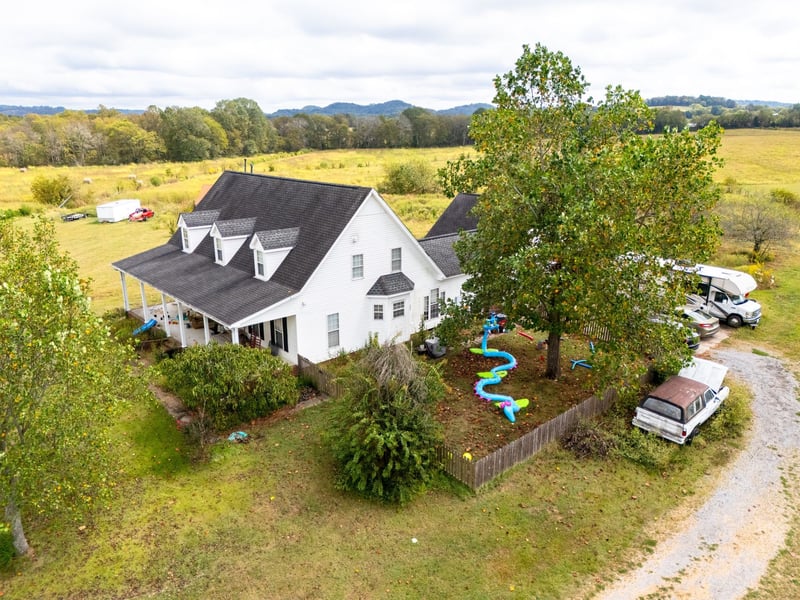 1038 Old Hopewell Rd, Castalian Springs, TN 37031