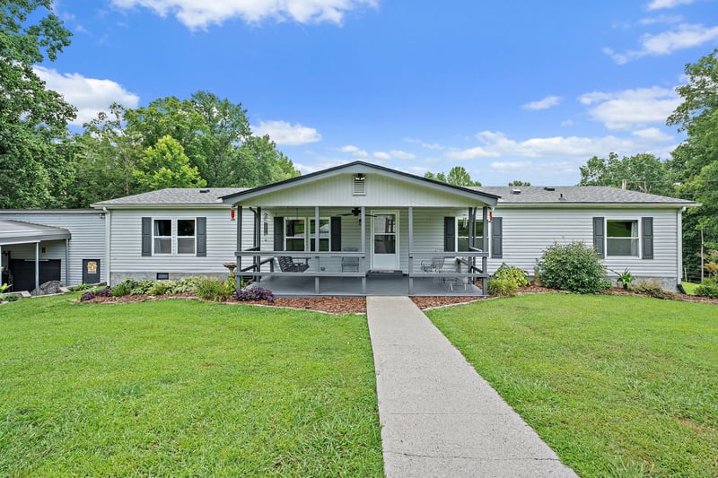 1333 Roberts Rd, Goodlettsville, TN 37072