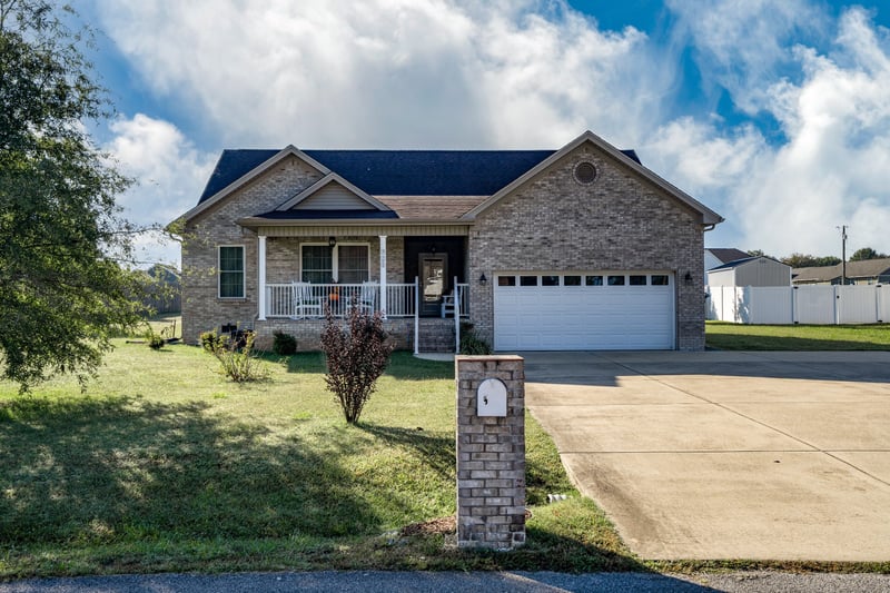 521 Brookside Dr, Mount Pleasant, TN 38474