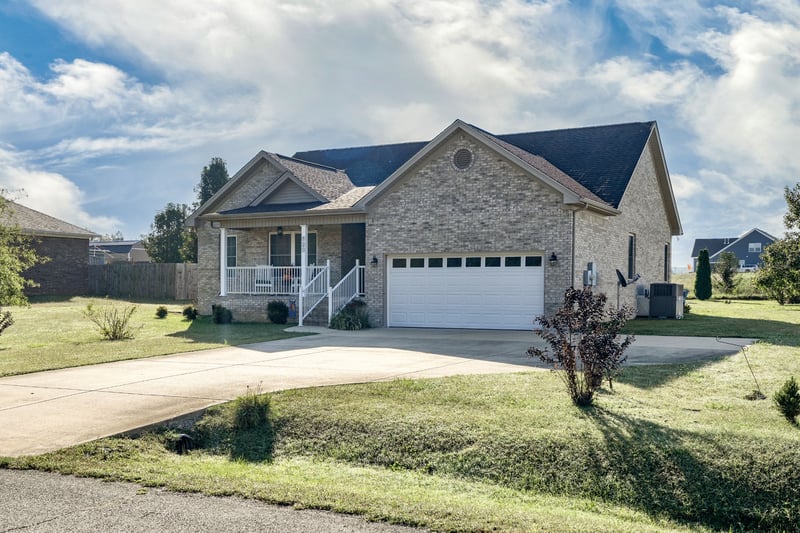 521 Brookside Dr, Mount Pleasant, TN 38474