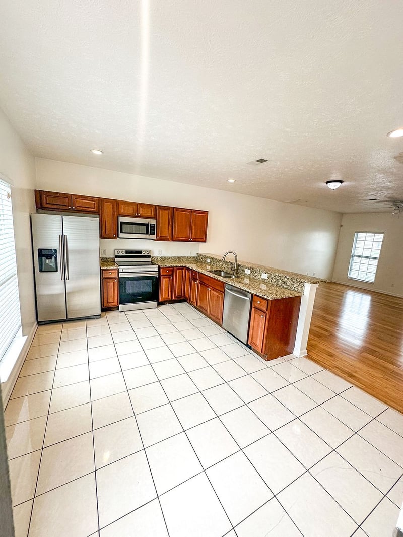 3038 Rg Buchanan Dr, La Vergne, TN 37086