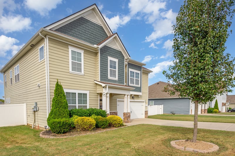 205 Princeton Dr, Lebanon, TN 37087