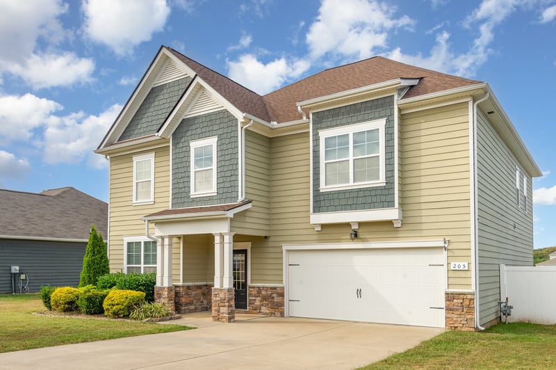 205 Princeton Dr, Lebanon, TN 37087