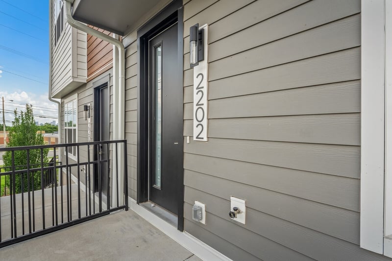 2202 Old Matthews Rd, Nashville, TN 37207