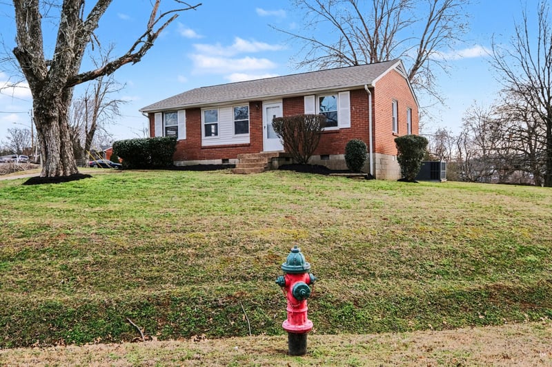 3027 Capps Dr, Nashville, TN 37207