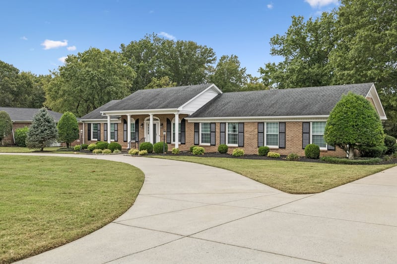 2411 Riverview Dr, Murfreesboro, TN 37129