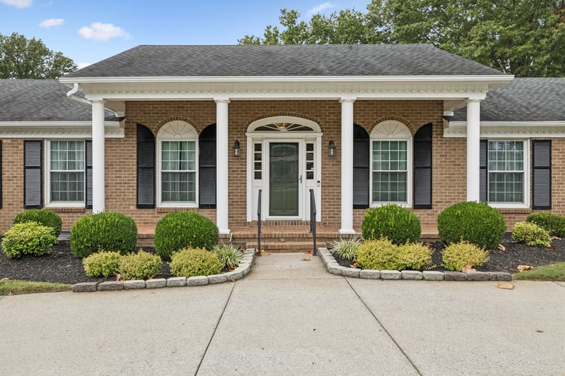 2411 Riverview Dr, Murfreesboro, TN 37129