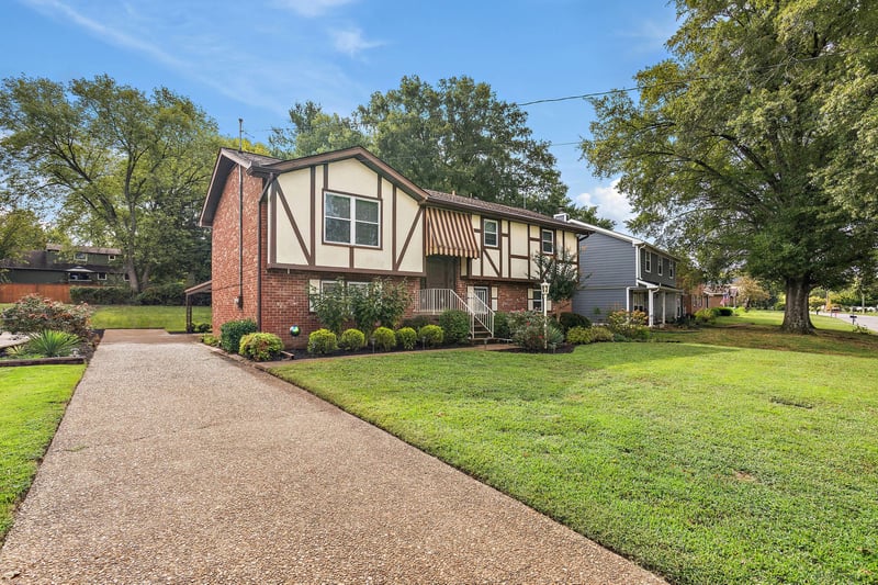 4389 Baton Rouge Dr, Hermitage, TN 37076