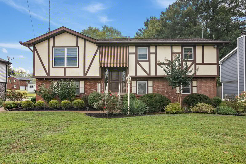 4389 Baton Rouge Dr, Hermitage, TN 37076