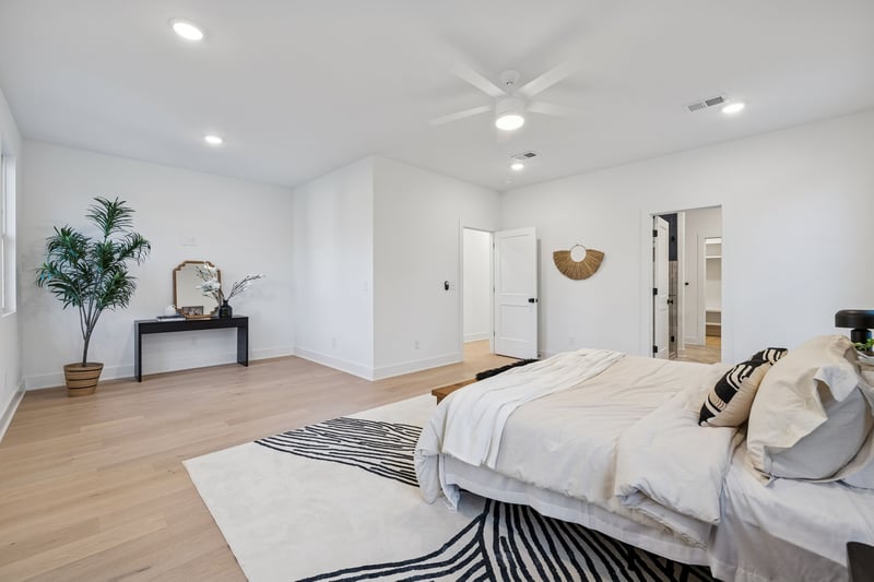 525A Croley Dr, Nashville, TN 37209